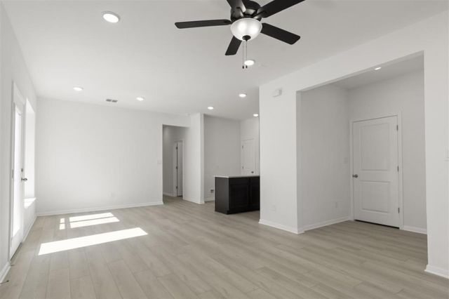 168 Bosque DR, San Marcos, TX 78666