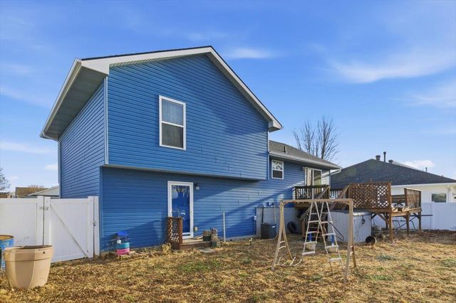 5730 MERLIN Lane, Council Bluffs, IA 51501