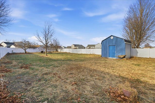 5730 MERLIN Lane, Council Bluffs, IA 51501