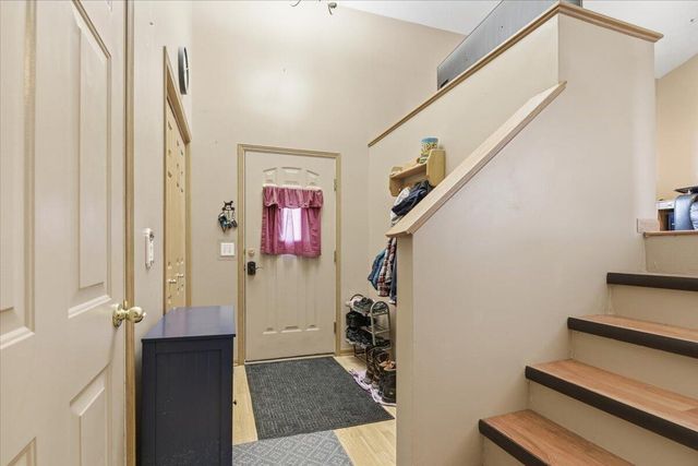 5730 MERLIN Lane, Council Bluffs, IA 51501