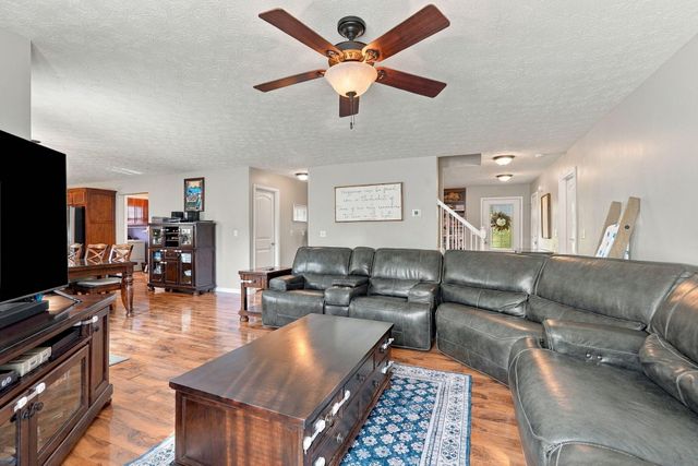 105 Lynne Drive, Berea, KY 40403