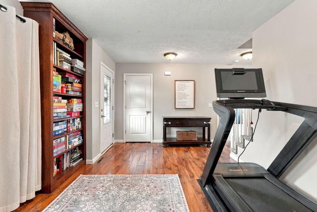 105 Lynne Drive, Berea, KY 40403