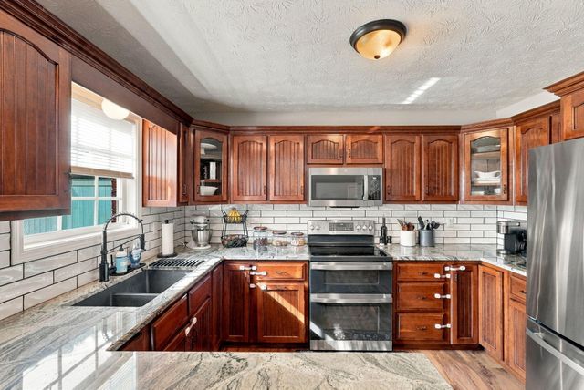 105 Lynne Drive, Berea, KY 40403