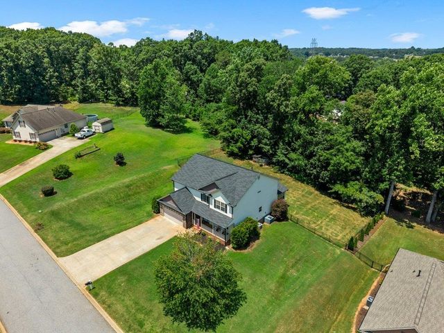 335 Laura Faye Lane, Lyman, SC 29365