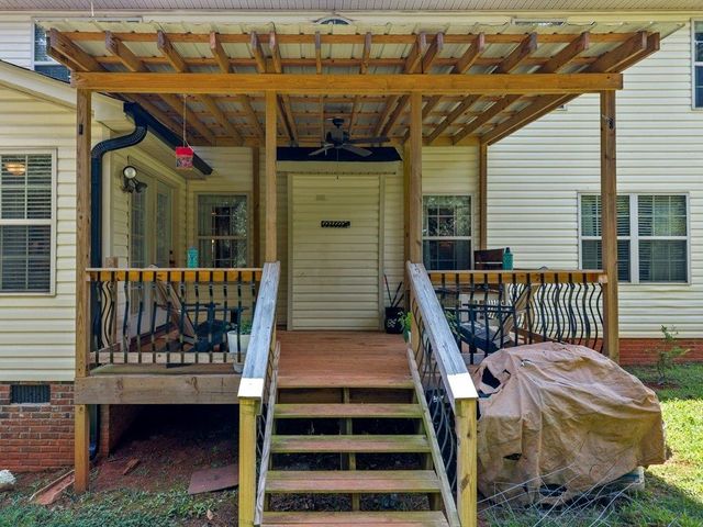 335 Laura Faye Lane, Lyman, SC 29365