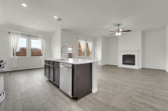 3303 Brady Starr Drive, Aubrey, TX 76227