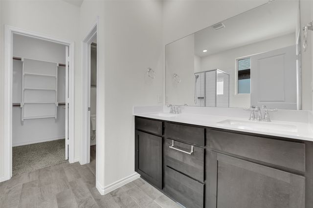 3303 Brady Starr Drive, Aubrey, TX 76227