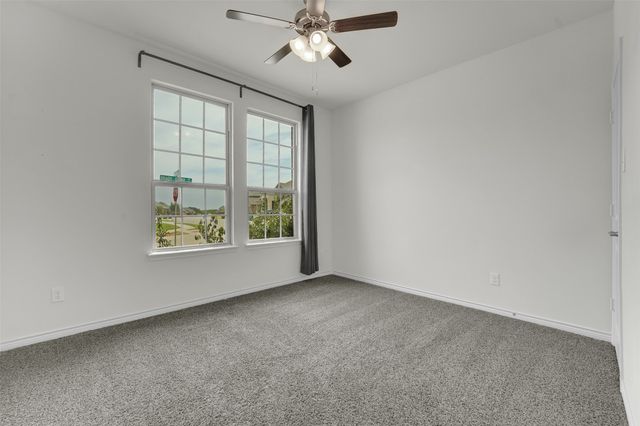 3303 Brady Starr Drive, Aubrey, TX 76227