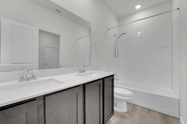 3303 Brady Starr Drive, Aubrey, TX 76227