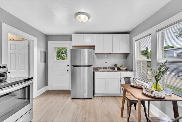 2601 Arthur AVENUE, Racine, WI 53405