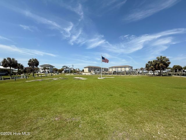 650 Cedar Point Boulevard F2, Cedar Point, NC 28584