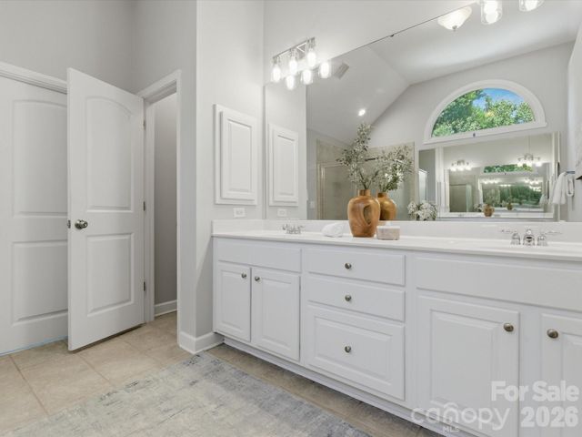 1104 Lytton Lane, Matthews, NC 28104