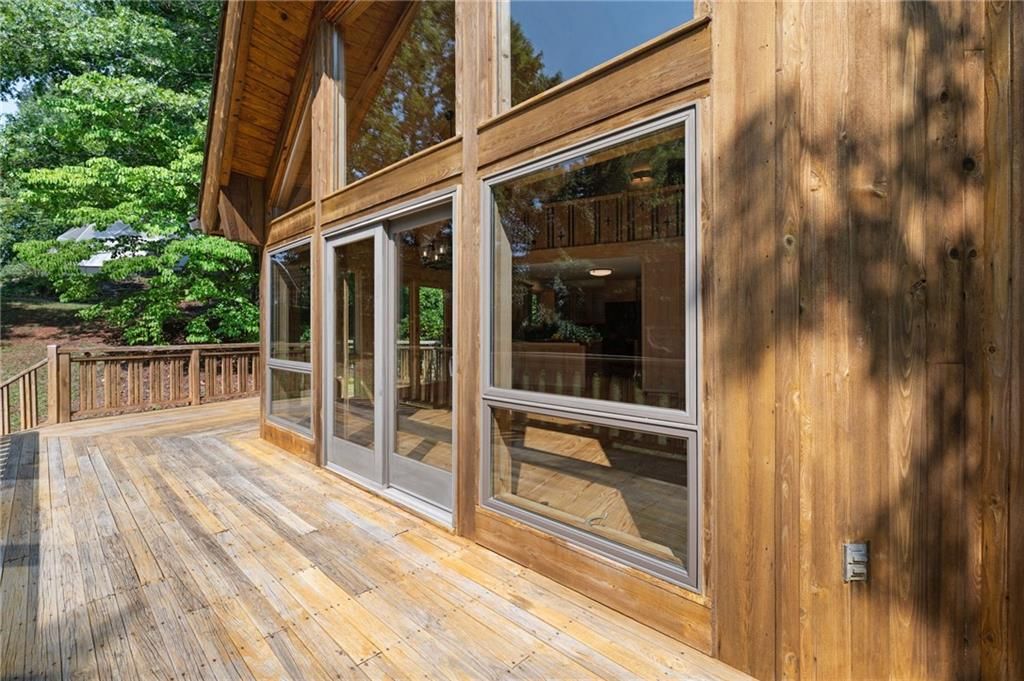 Image 30 of property listing at 464 Poole Road, Ball Ground, GA 30107