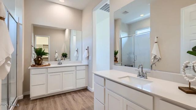 9635 W FLOWER Street, Phoenix, AZ 85037