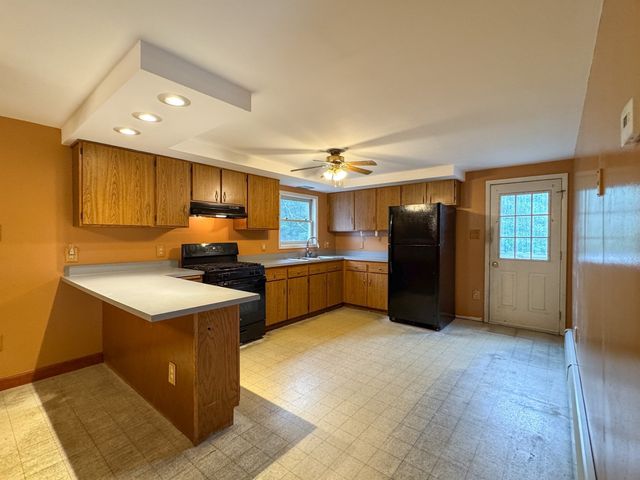 27 Treetop Way, Plymouth, MA 02360