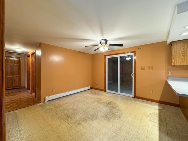 27 Treetop Way, Plymouth, MA 02360
