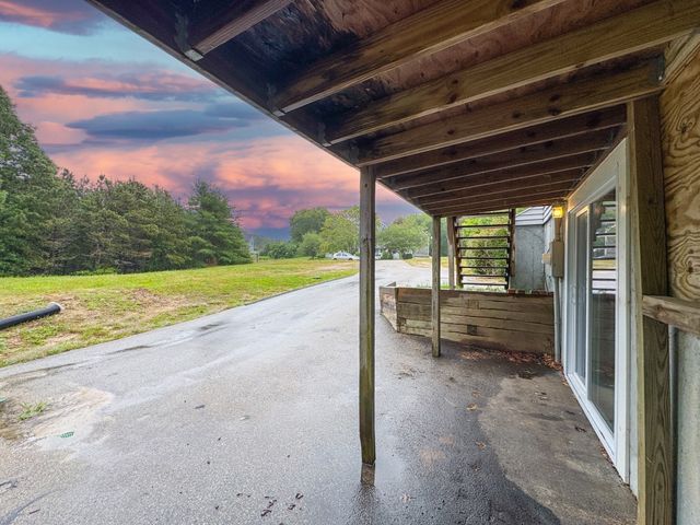 27 Treetop Way, Plymouth, MA 02360