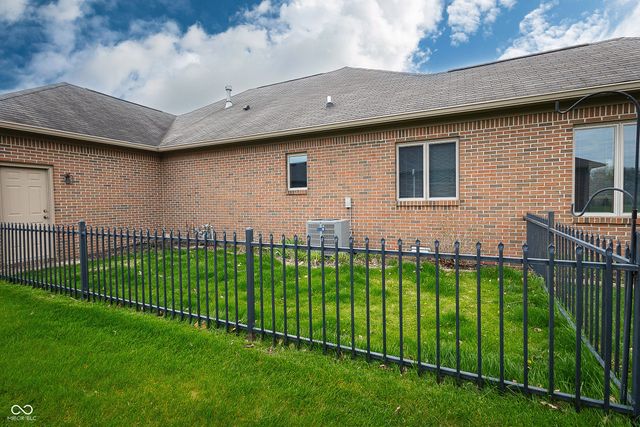 72 Augusta Drive, Brownsburg, IN 46112