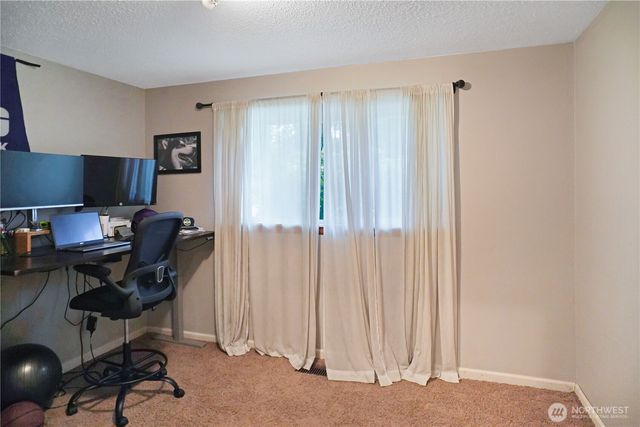 1209 10th Avenue SE, Puyallup, WA 98372