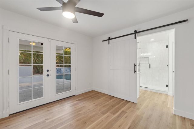 8525 E Clarendon Avenue, Scottsdale, AZ 85251