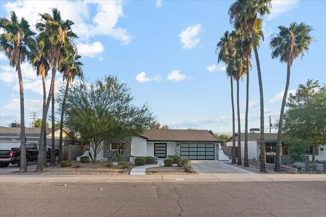8525 E Clarendon Avenue, Scottsdale, AZ 85251