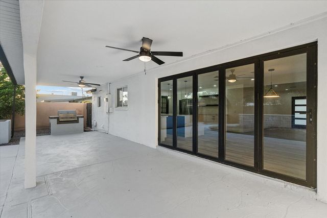 8525 E Clarendon Avenue, Scottsdale, AZ 85251