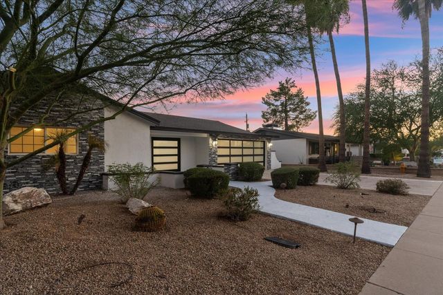 8525 E Clarendon Avenue, Scottsdale, AZ 85251