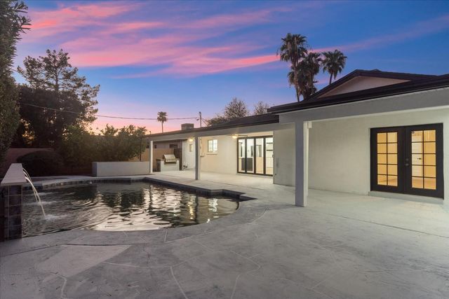 8525 E Clarendon Avenue, Scottsdale, AZ 85251