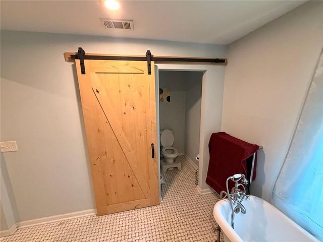 2135 Laurel Mill Way, Roswell, GA 30076