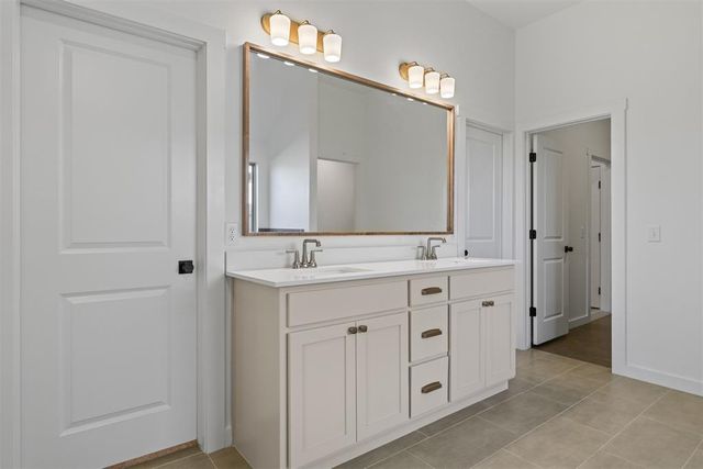 3753 Mesa Road, Norman, OK 73071