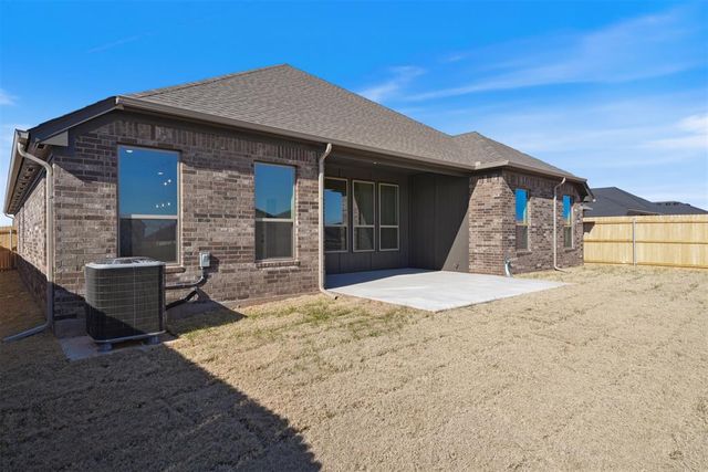 3753 Mesa Road, Norman, OK 73071