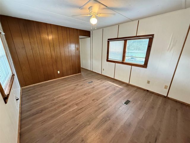 4514 W Cedar Bayou Lynchburg Road, Baytown, TX 77521