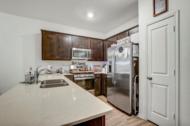 207 Soapstone PASS, Maxwell, TX 78656