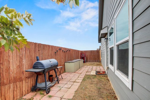 207 Soapstone PASS, Maxwell, TX 78656