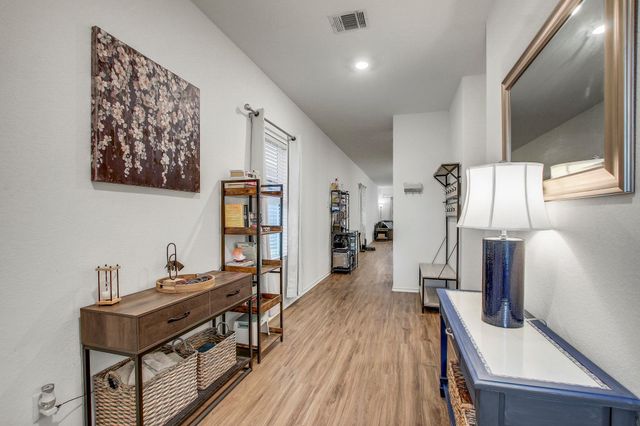 207 Soapstone PASS, Maxwell, TX 78656