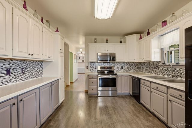 3405 S Miller Road, Saginaw, MI 48609