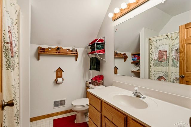 3405 S Miller Road, Saginaw, MI 48609
