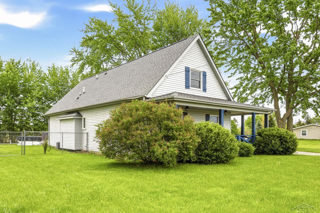 3405 S Miller Road, Saginaw, MI 48609