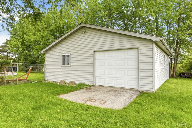 3405 S Miller Road, Saginaw, MI 48609