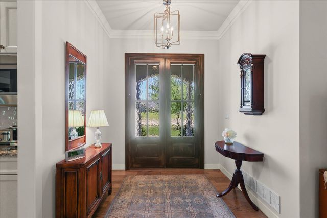 5317 HARBOR TOWN DR, Columbia, MO 65201