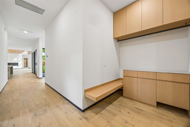 8915 San Benito Way, Dallas, TX 75218