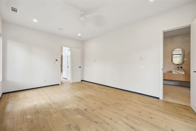 8915 San Benito Way, Dallas, TX 75218