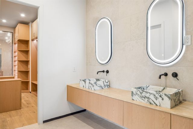 8915 San Benito Way, Dallas, TX 75218