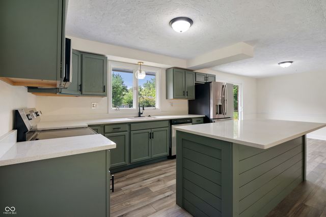 615 Country Club Lane, Anderson, IN 46011