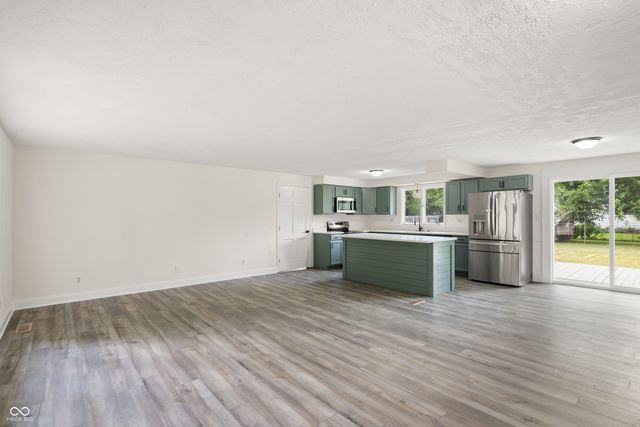 615 Country Club Lane, Anderson, IN 46011