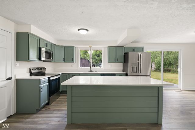 615 Country Club Lane, Anderson, IN 46011