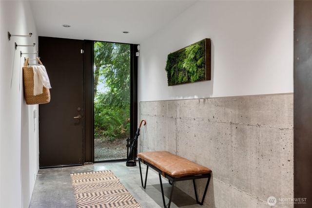 1701 33rd Avenue, Seattle, WA 98122
