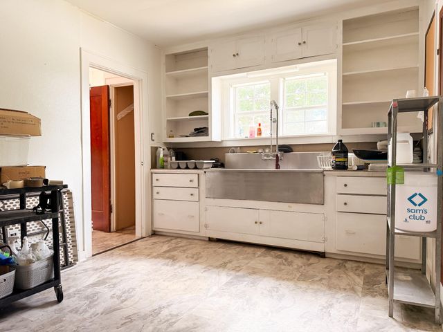 313 S Main Street, Jewett, TX 75846