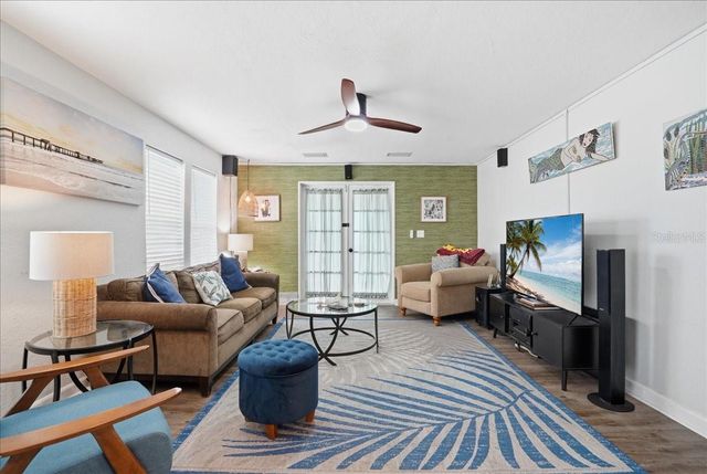 130 86TH TERRACE, Treasure Island, FL 33706