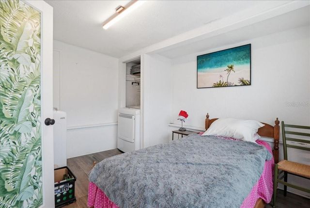 130 86TH TERRACE, Treasure Island, FL 33706